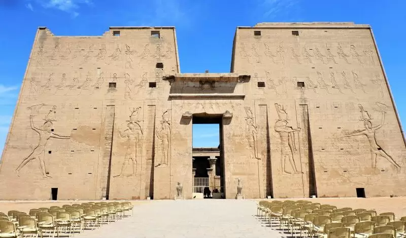 temple-of-horus-in-edfu'