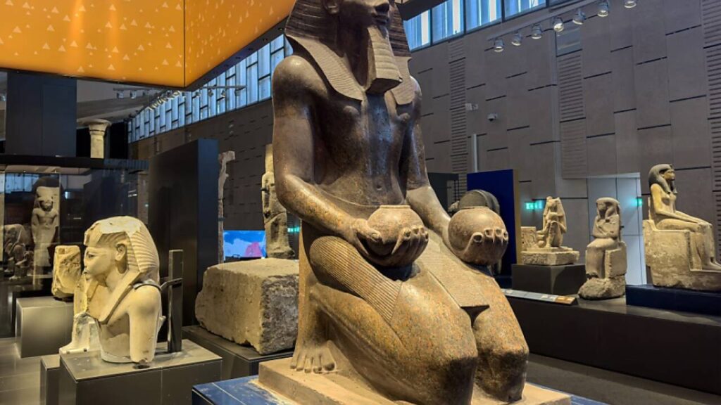 tour-pyramids-and-grand-egyptian-museum