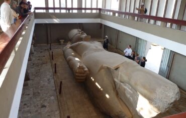 Statue-of-Ramses-II-in-Memphis