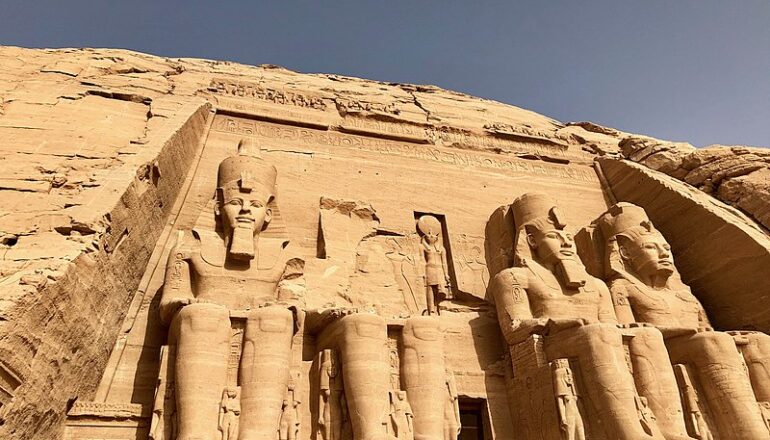 The_Great_Temple_of_Ramses_II,_Abu_Simbel,_Egypt