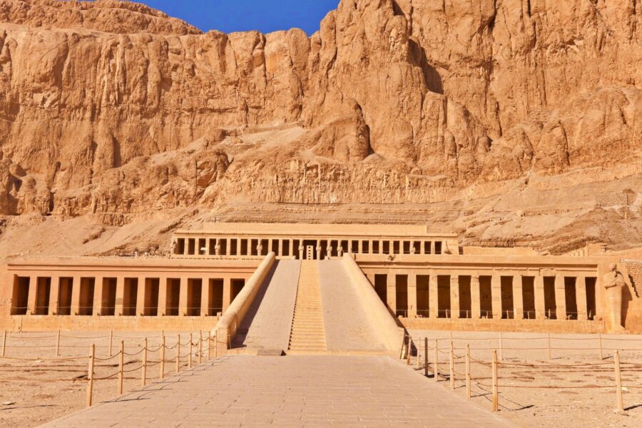 Mortuary-temple-of-Queen-Hatshepsut.