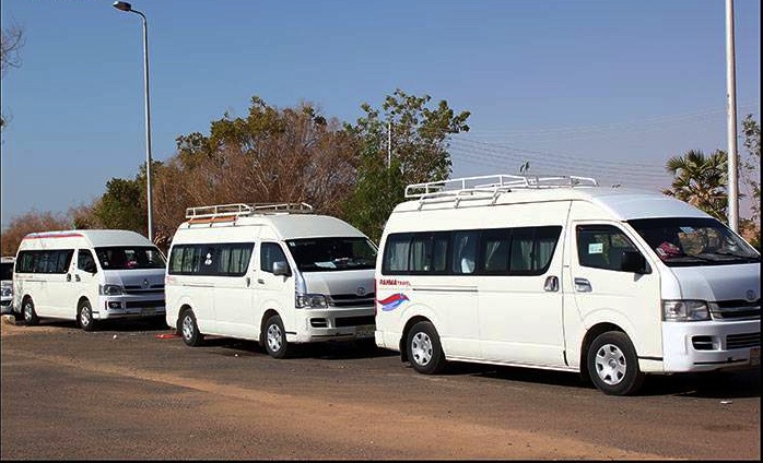Vehicle-Convoy-at-Abu-Simbel